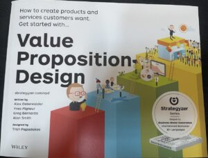 Value Proposition Design How to Create Products and Services Customers Want Alexander Osterwalder Yves Pigneur, Gregory Bernarda, Alan Smith